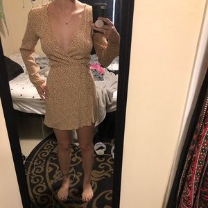 Brandy Melville Laura dress